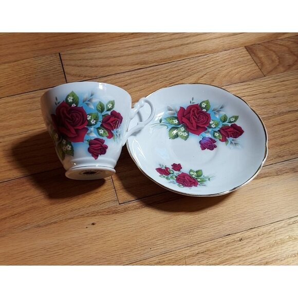 Red Roses Cup & Saucer Royal Ascot Bone China Gold Trim England Vintage Tea set - Picture 8 of 15